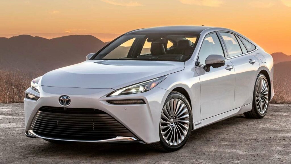 Toyota-Mirai-2023-e-call