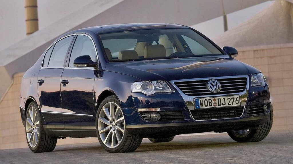 Volkswagen-Passat-2007-airbag