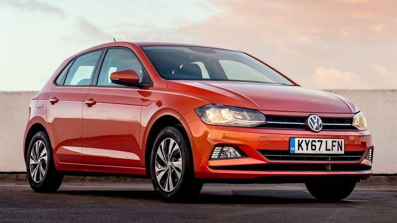 Volkswagen-Polo-2018-parking-brake