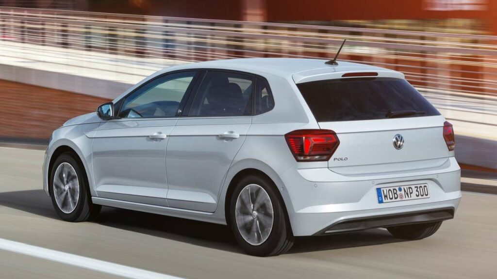 Volkswagen-Polo-2021-rear-spoiler