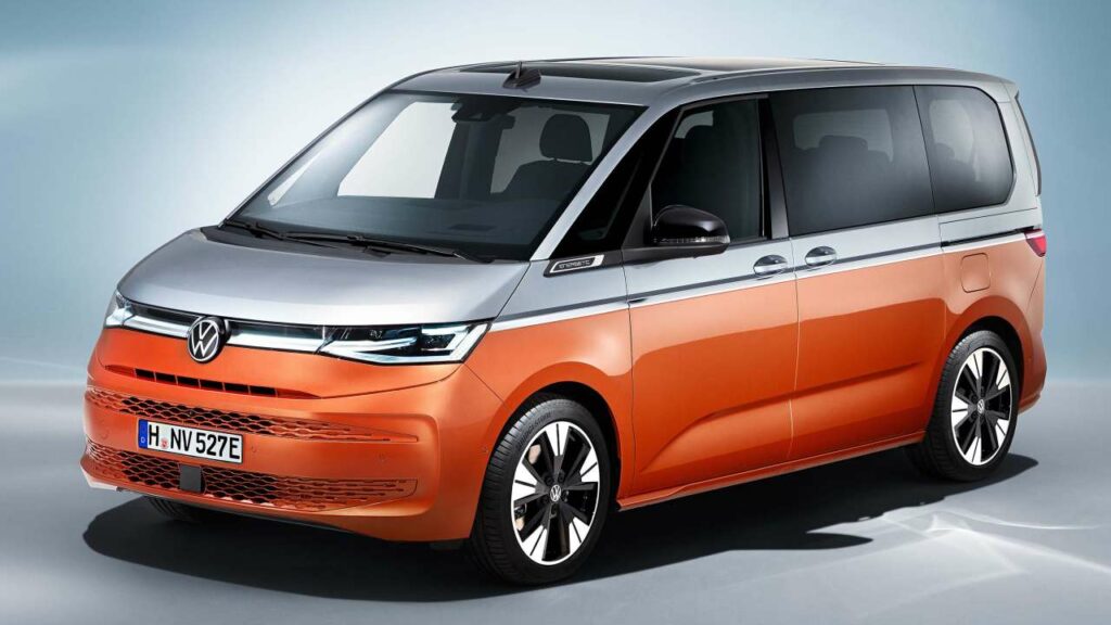Volkswagen-T7-hybrid-2022-high-voltage-fire