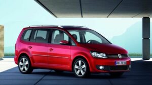 Volkswagen-Touran-2011-recall