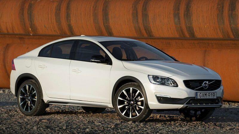Volvo-S60-cc-2016-recall-fuel-leak-fire
