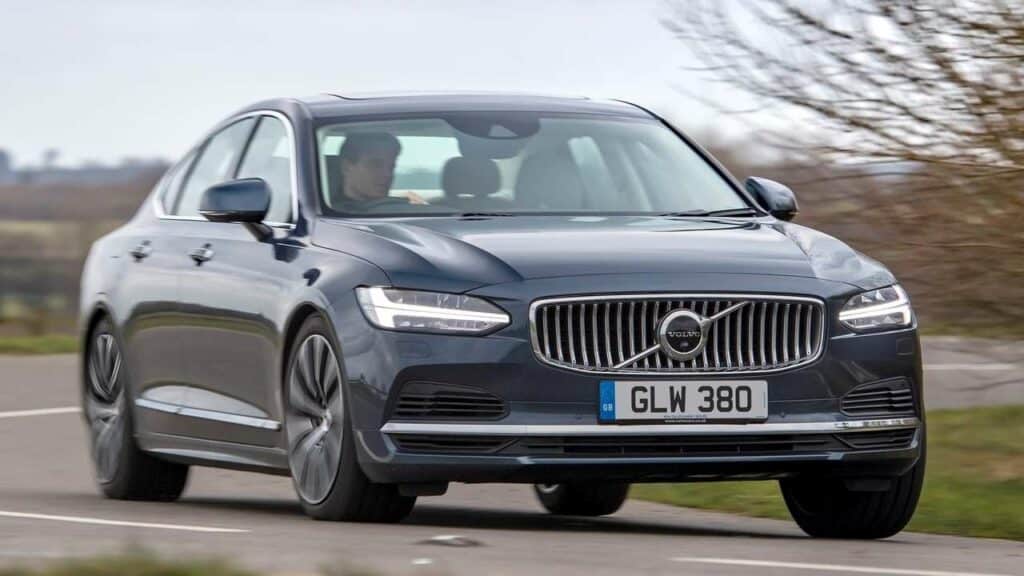 Volvo-S90-2020-15a-fuse