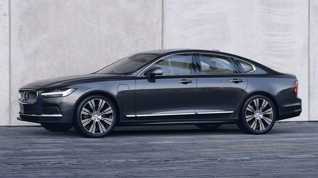 Volvo-S90-recall-brake-assist