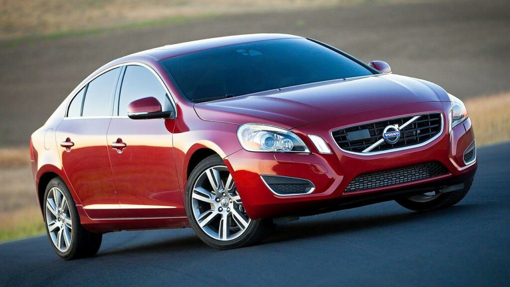 Volvo-s60-recall-seatbelt-cable