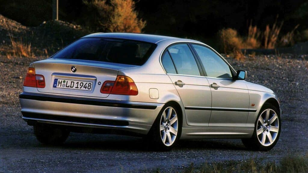 bmw-3-series-e46-1998-recall-airbag
