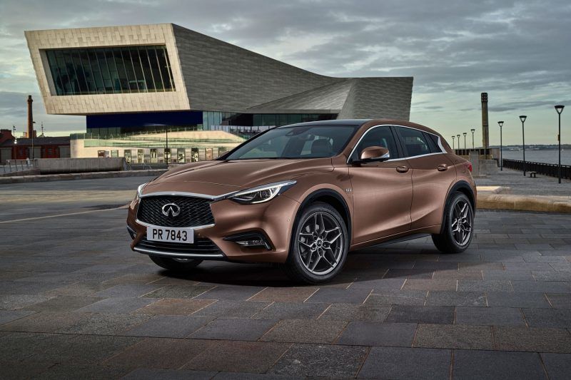 infiniti_q30-2016