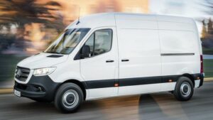mercedes-sprinter-2018-recall-seat-welding-scaled-1