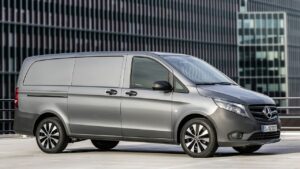 mercedes-vito-2020-seatbelt