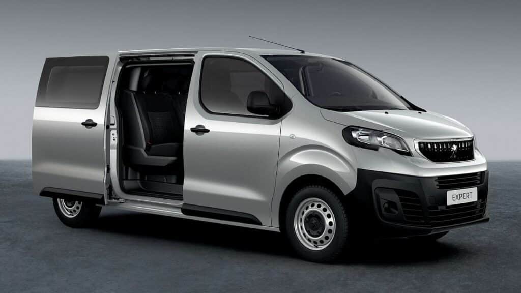 peugeot-expert-2016-rear-window-fire