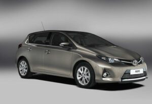 toyota-auris