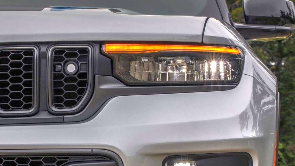 Jeep-Grand-Cherokee-2023-high-beem-switch-kba