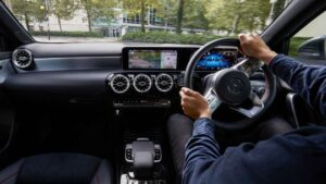 Mercedes-Benz-A-Class-UK-steering-problem-kba