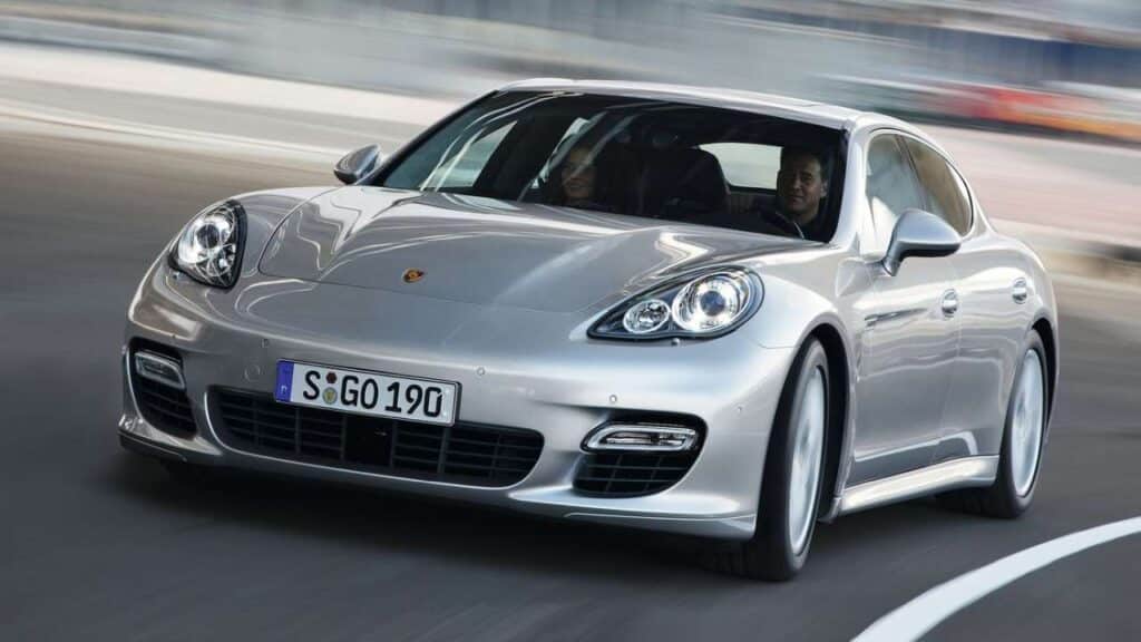 Porsche-Panamera-2009-wheel-carriers