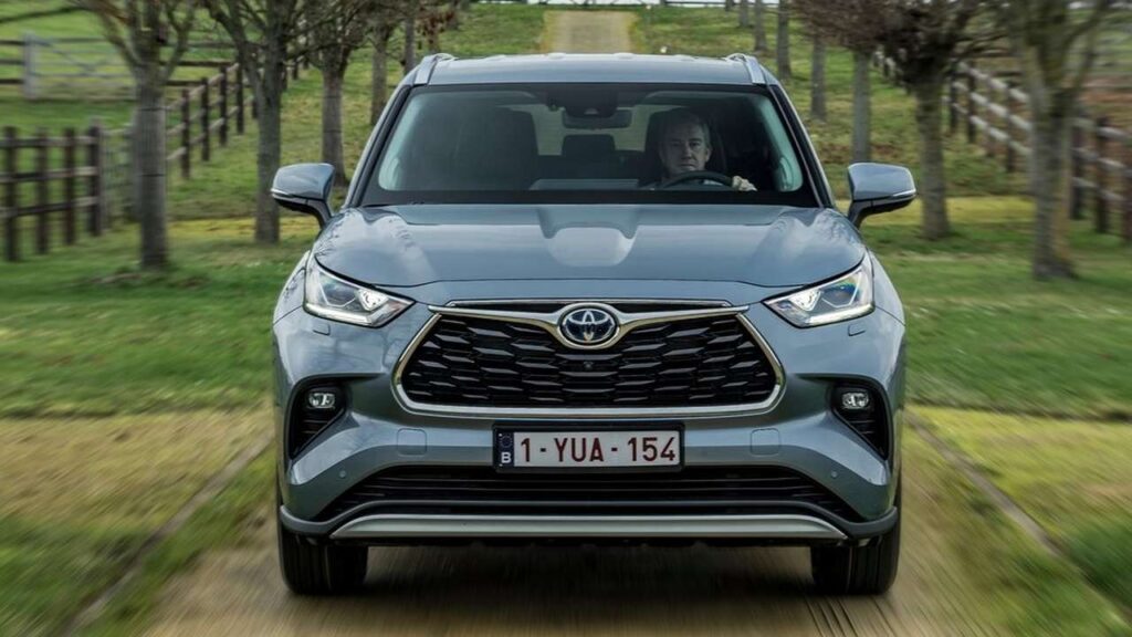 Toyota-Highlander--2021-front-bumper-kba