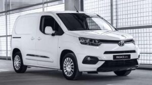 Toyota-Proace-city-2021-rear-wheels-lock-up