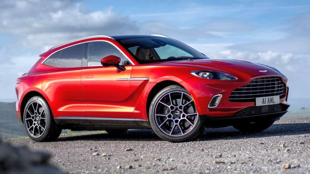 Aston-Martin-DBX-2020-fuse-box-fire