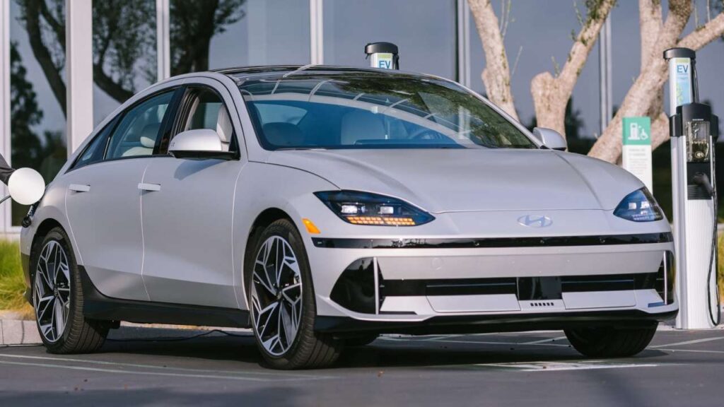 Hyundai-Ioniq-6-2024-charger-malfunction