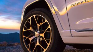 Jeep-Grand-Cherokee-recall-wheel-detach