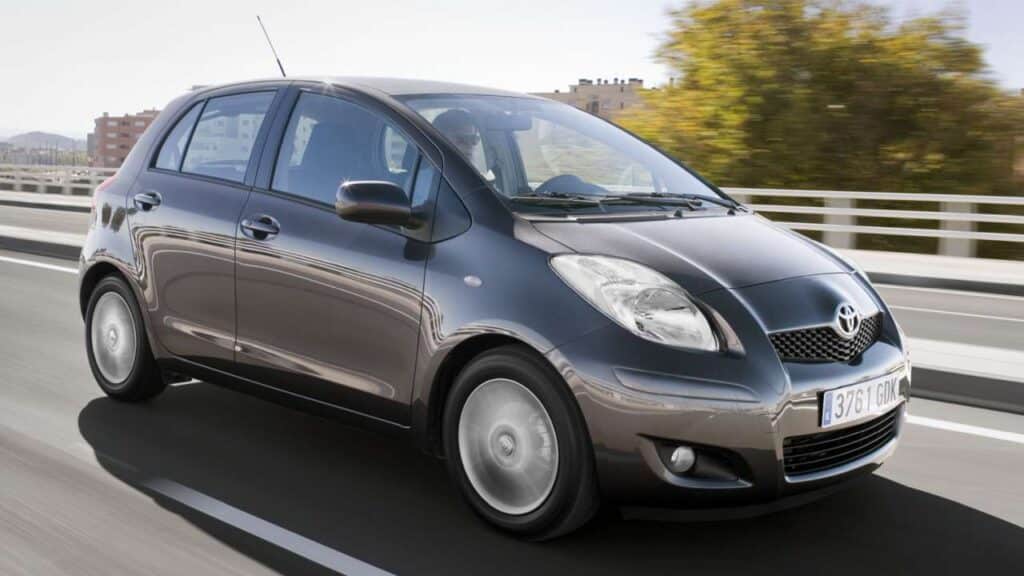 Toyota-Yaris-2009-driver-airbag-takata