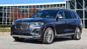 BMW-X7-2018-2020-engine-fire