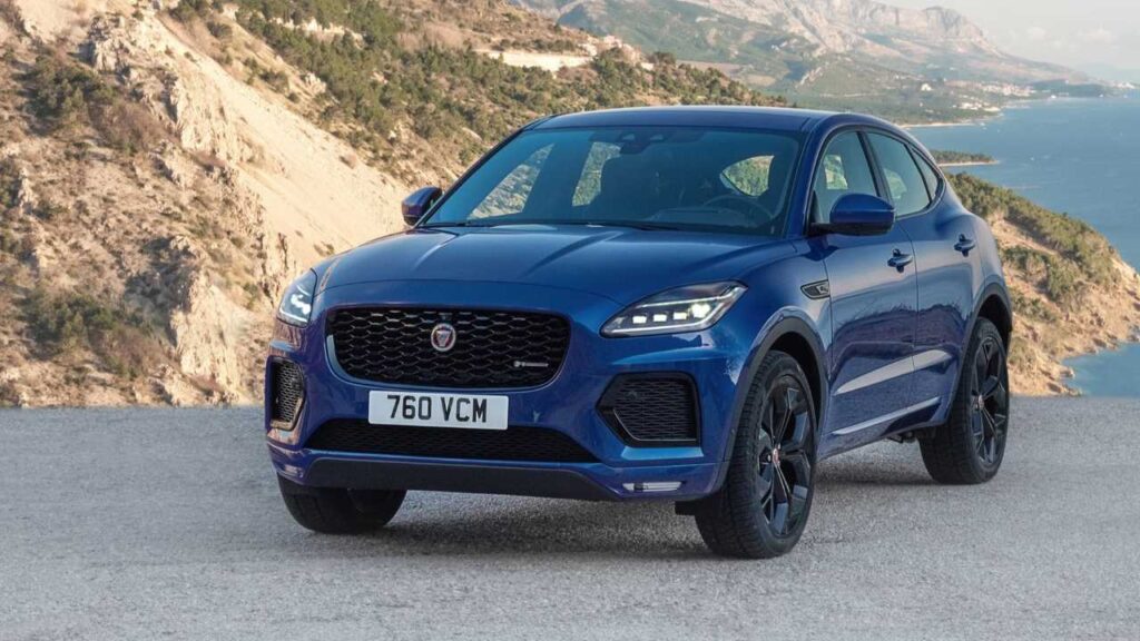 Jaguar-E-Pace-2021-2025-engine-accident