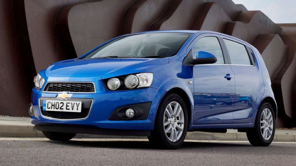 Chevrolet-Aveo-2011-airbag