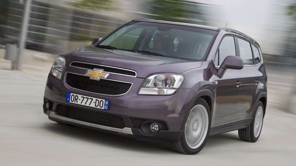 Chevrolet-Orlando-2012-airbag