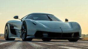 Koenigsegg-Jesko-fire-kba