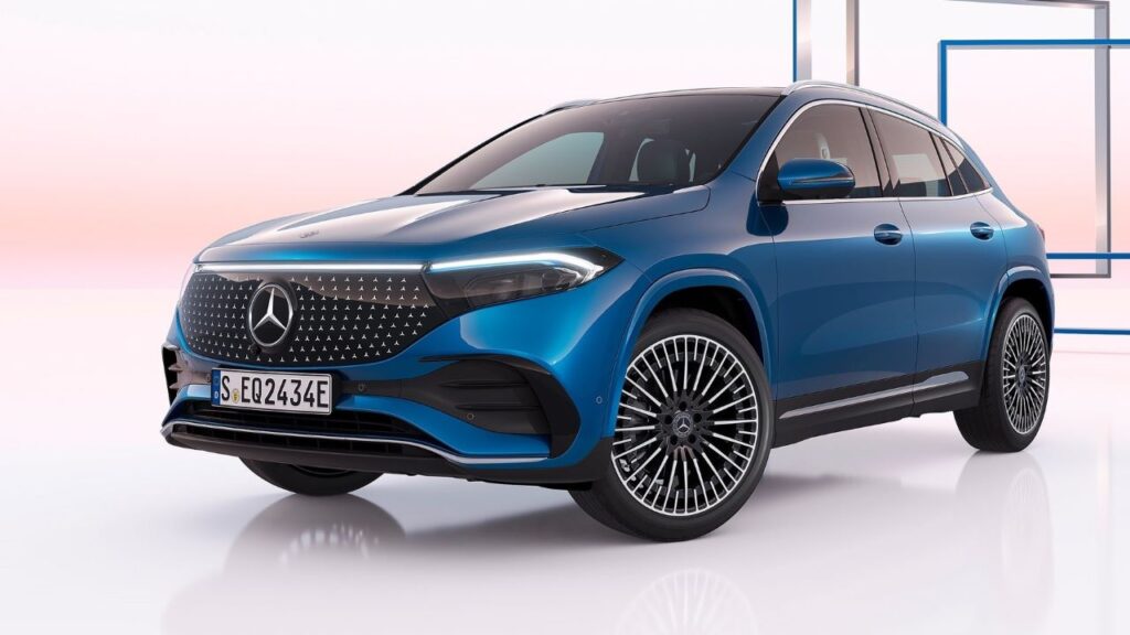 Mercedes-Benz-EQA-2024-pyrofuse-injury