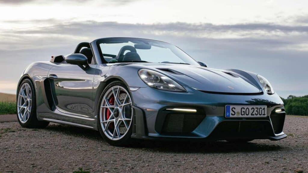 Porsche-718-Spyder-RS-2024-central-nut-wheel