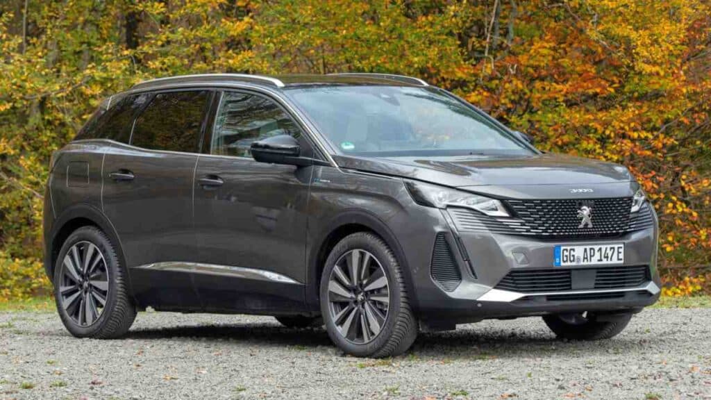 Peugeot-3008-2024-suspension-arm-screws-break