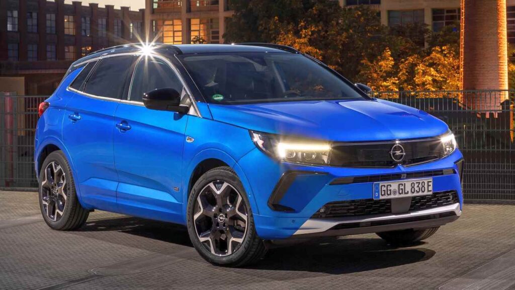 Opel-Grandland-2024-fuel-leak