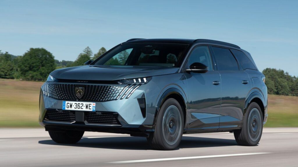 peugeot-5008-2024-fuel-leak