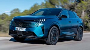 Peugeot-3008-headrest