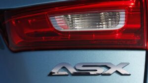 Mitsubishi-ASX-exhaust-cracks