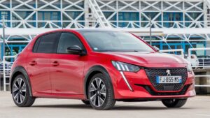 Peugeot-208-2022-2023-electronic-accident