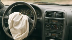 old-car-driver-airbag