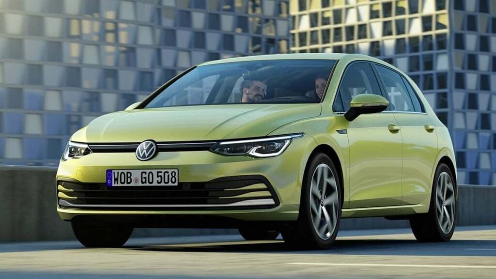 volkswagen-golf-seatbelts