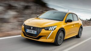 Peugeot-208-2023-2025-fuel-fire