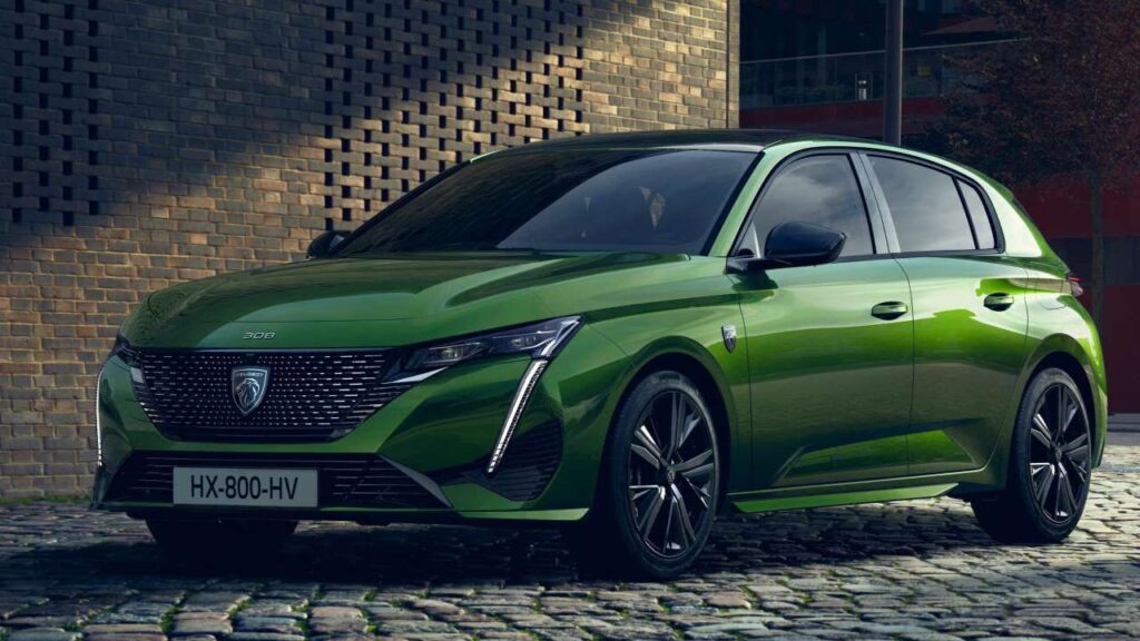 Peugeot-308-2024-2025-fuel-fire