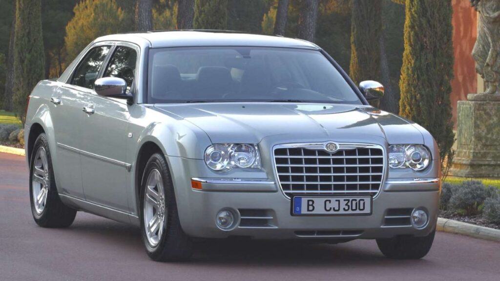 Chrysler-300C-2004-2007-airbag-injury