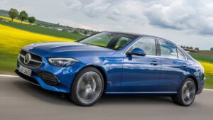 Mercedes-Benz-C-Class-2022-2025-steering-injury