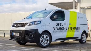 Opel-Vivaro-e-Hydrogen-2020-2022-suspension-injury