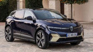 Renault-Megane-E-Tech-2024-2025-electronic-injury