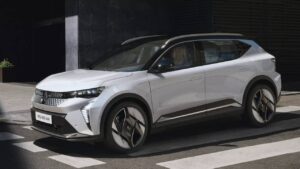 Renault-Scenic_E-Tech-2025-parking-brake