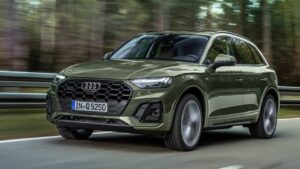 Audi-Q5-2020-2024-engine-fire