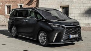 Lexus-LM-2024-electronic-accident