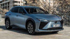 Lexus-RZ-2023-electronic-accident